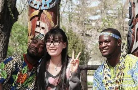 你认为小留学生是人才，还是金钱下的产物？
