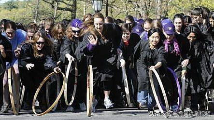 又是一个毕业季，你觉得哪部电影，最值得即将高考的学生看？